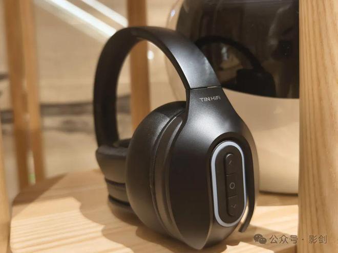 os体验感悟玩游戏、看电影配这款耳机不会选错龙8中国唯一入口TINHIFI Chron(图1)