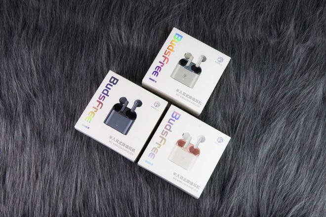 牙耳机弱水时砂budsfree i评测。龙8国际龙8网站专业歌手的选择无线降噪蓝