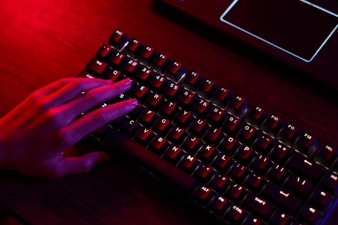 阵：m16 R2+Pro键鼠耳机性能巅峰纯血Alienware外星人电竞装备矩(图36)