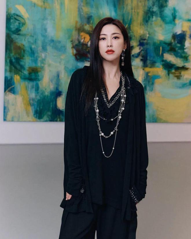 姆与BOSS的设计首秀NEWS｜大卫·贝克汉(图22)